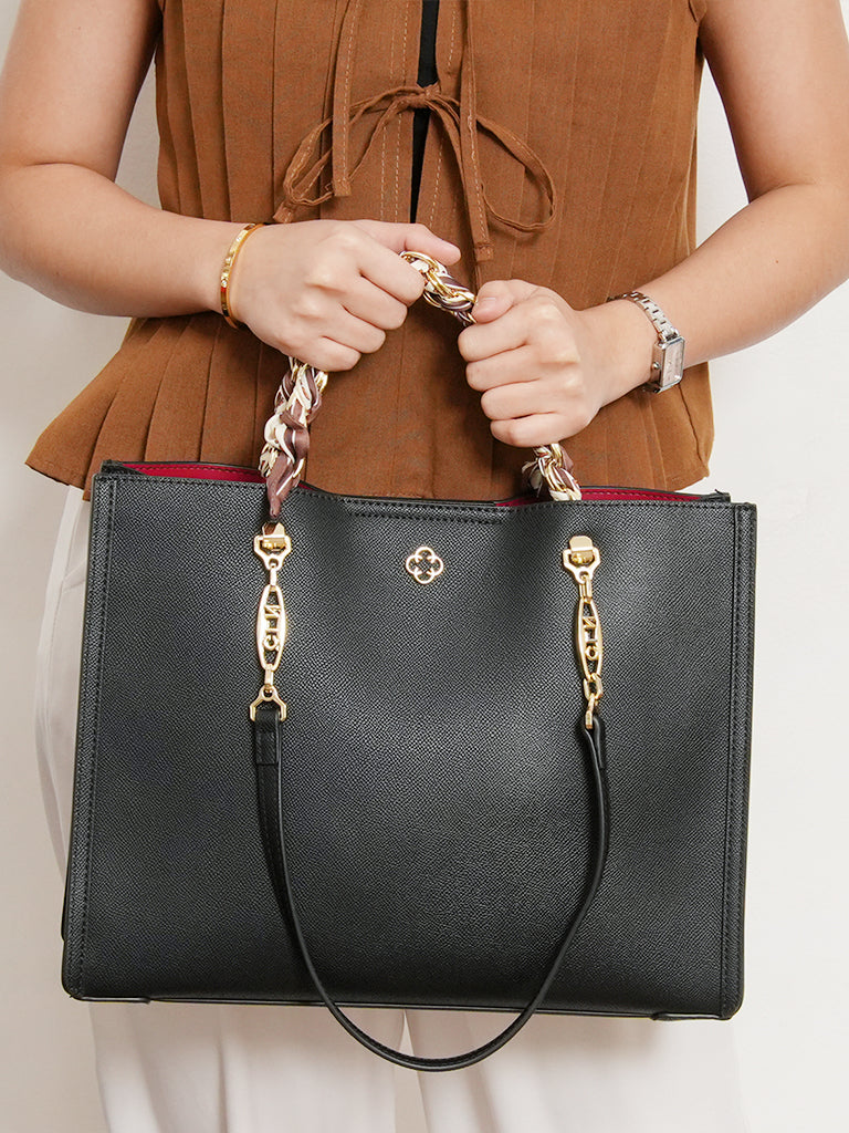 Caitriona Tote Bag