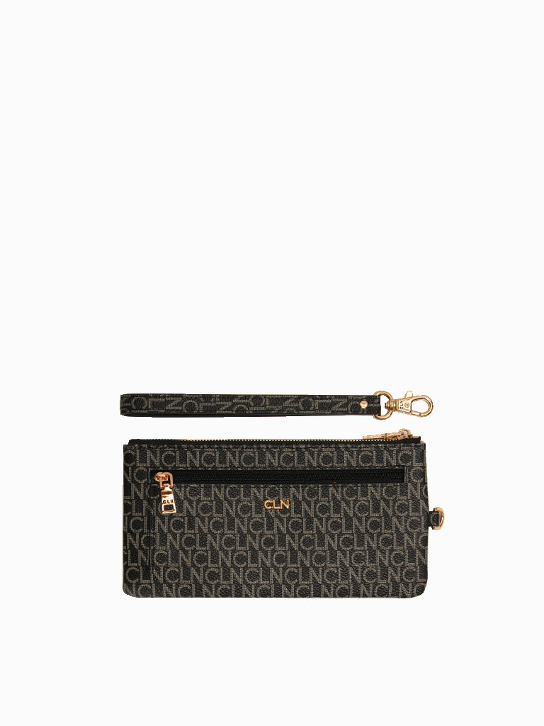 Chelzie Pouch