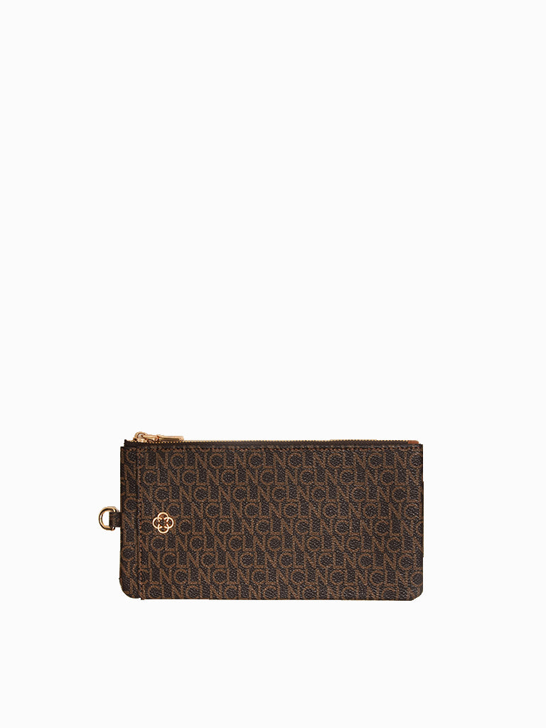 Chelzie Pouch