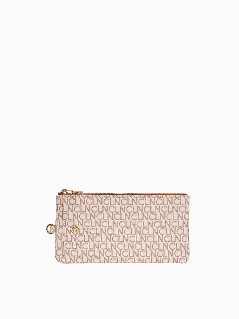 Chelzie Pouch