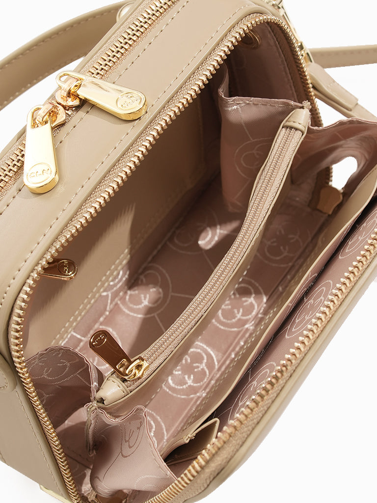 Akiesha Handbag