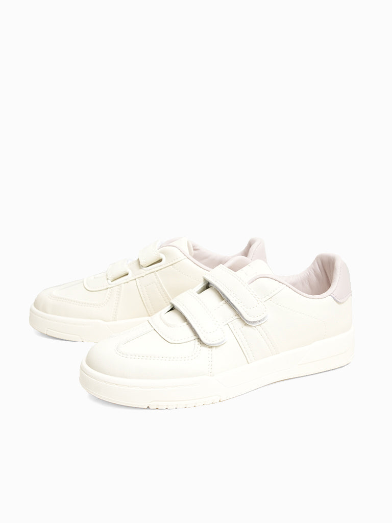 Almina Slip-on Sneakers