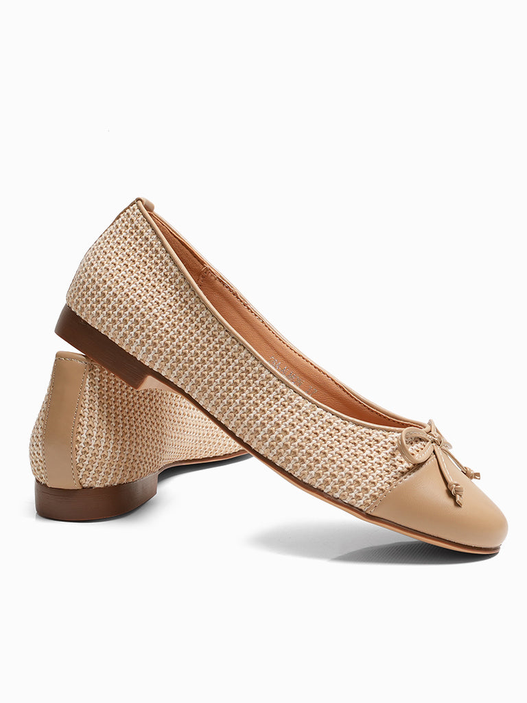 Almon Ballerinas