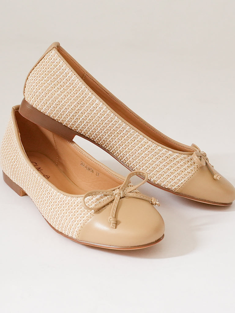 Almon Ballerinas