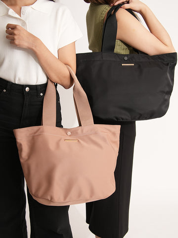 CLN - Dress up your weekend basics with this classic tote bag. This tote's  structured shape is perfect for carrying all your essentials.  #CLNHotSummerPick Shop this tote here