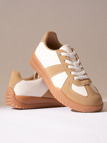 Andrine Lace-up Sneakers