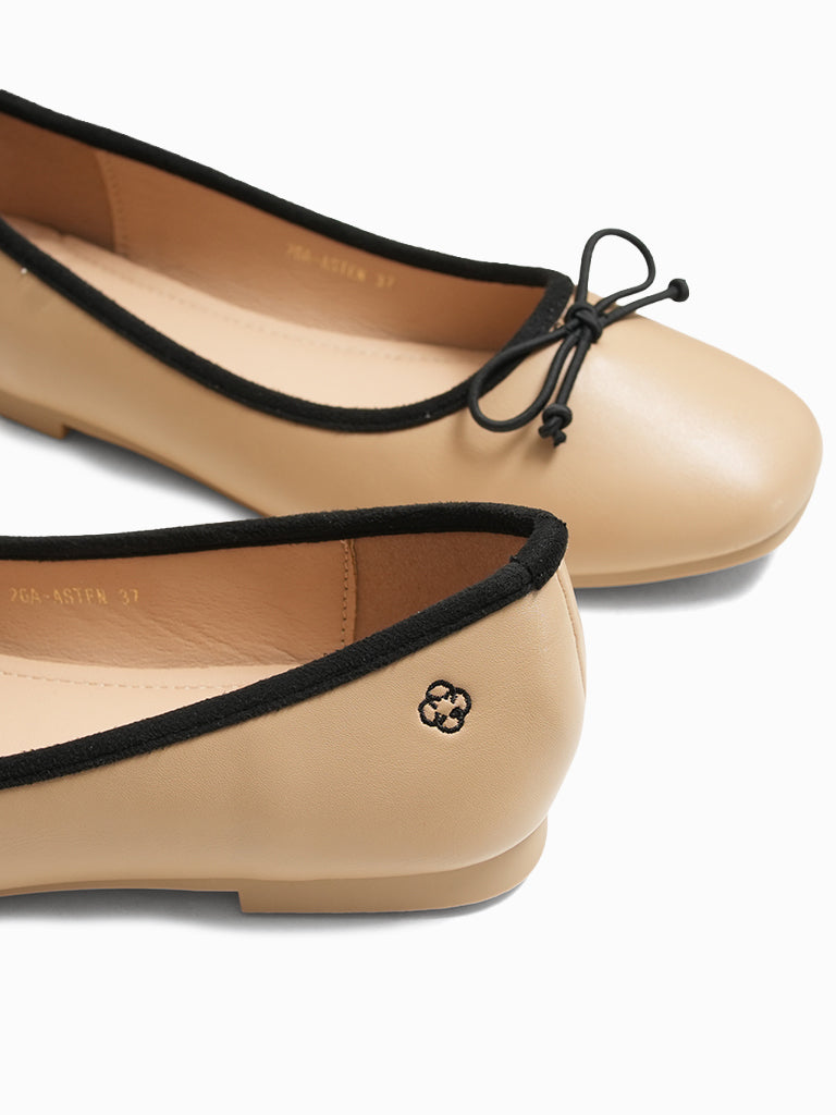 Asten Ballerinas