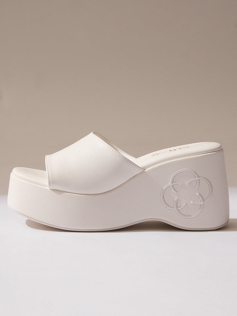 Audrey Wedge Slides