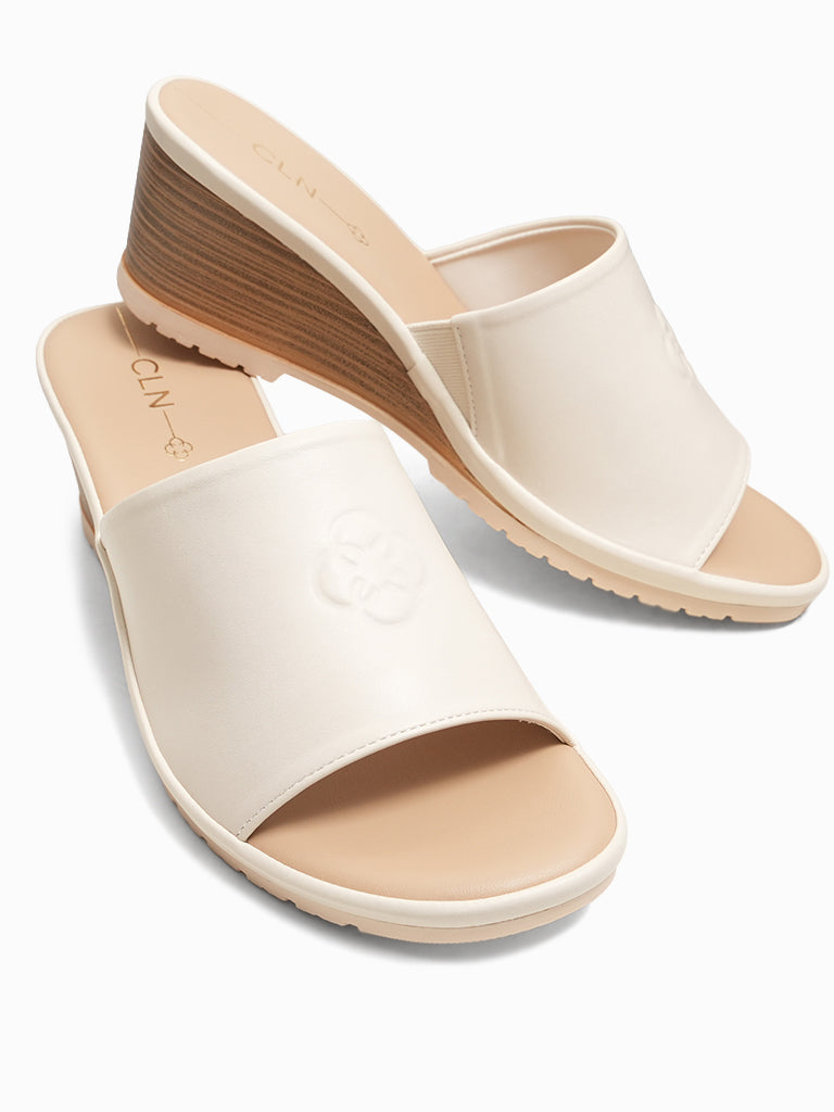 Azaria Wedge Slides