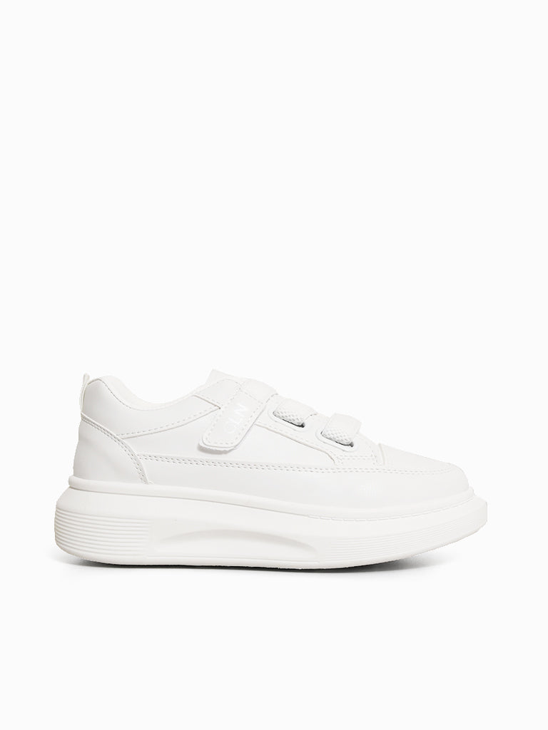 Blinn Slip-on Sneakers