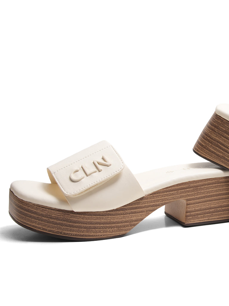 Bowden Heeled Slides