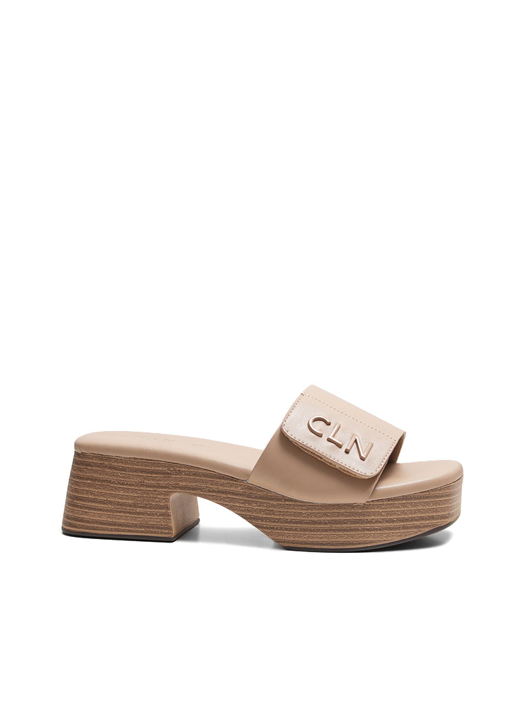 Bowden Heeled Slides