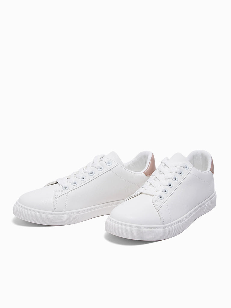 Bryce Lace-up Sneakers