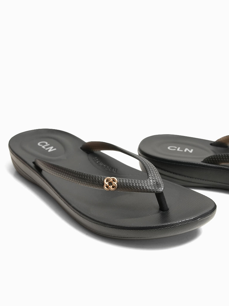 Cale Slides P499 each (Any 2 at P799)