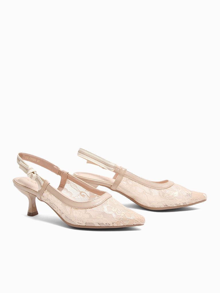 Cardea Pumps