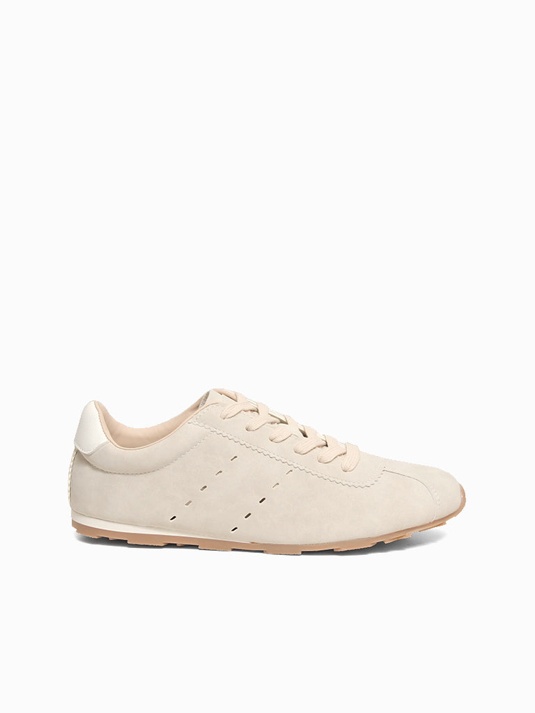 Carista Lace-up Sneakers P799 each (Any 2 at P999)