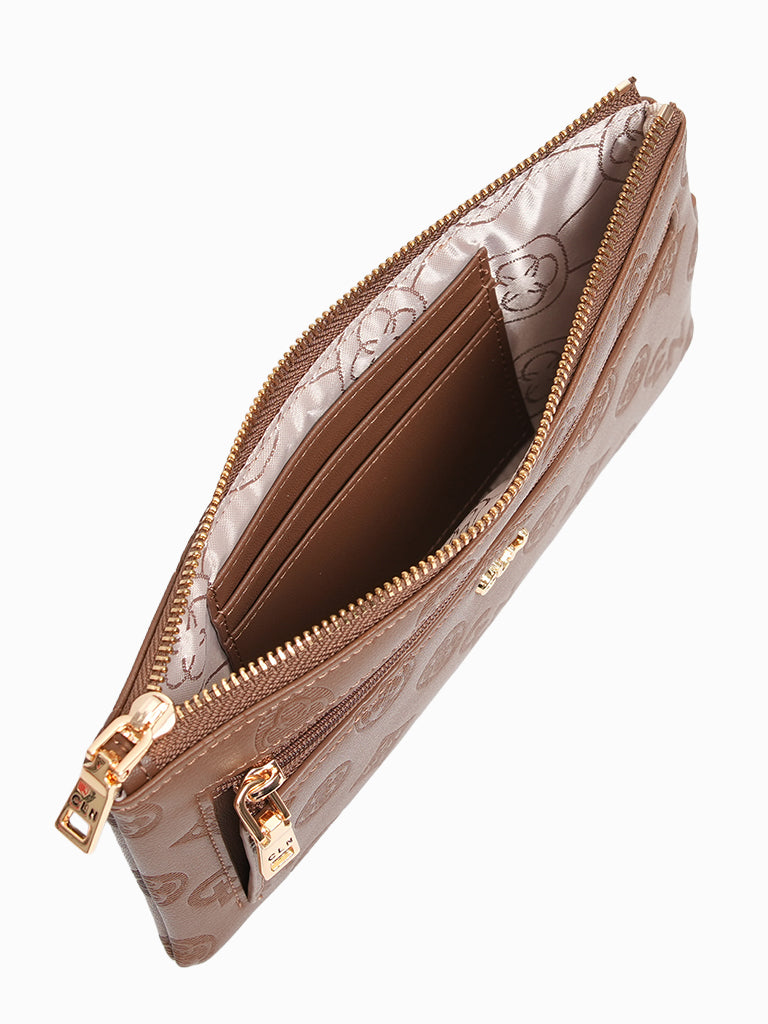 Chelzie Pouch