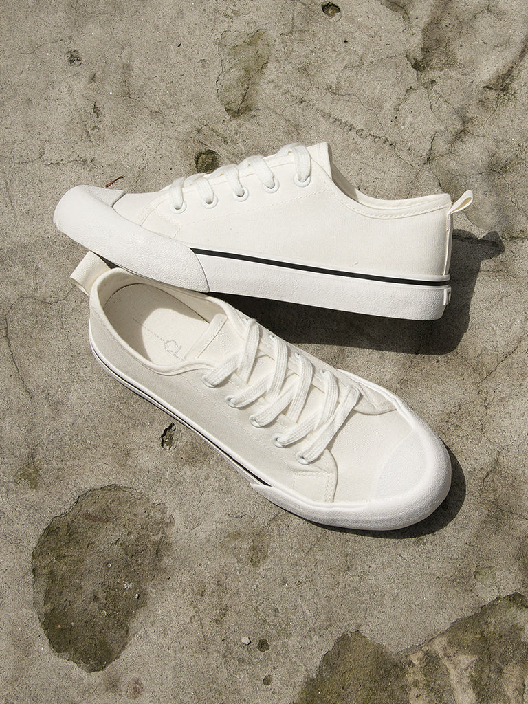 Chennai Lace up Sneakers