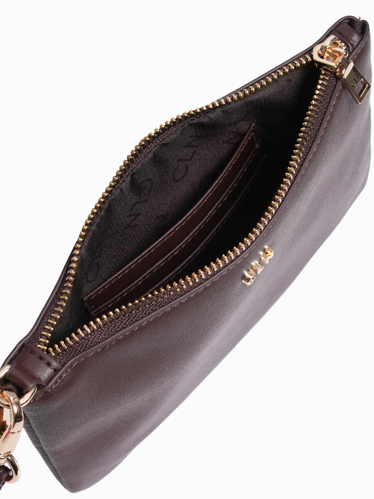 Chesney Pouch