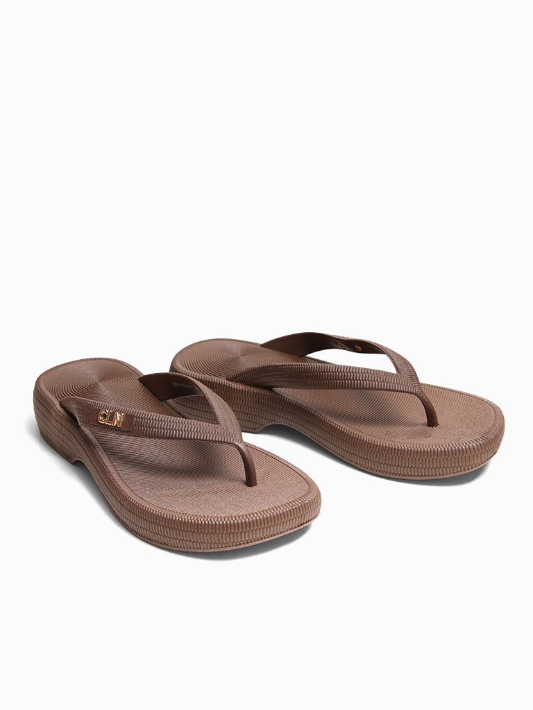 Clay Heeled Slides P799 each (Any 2 at P999)