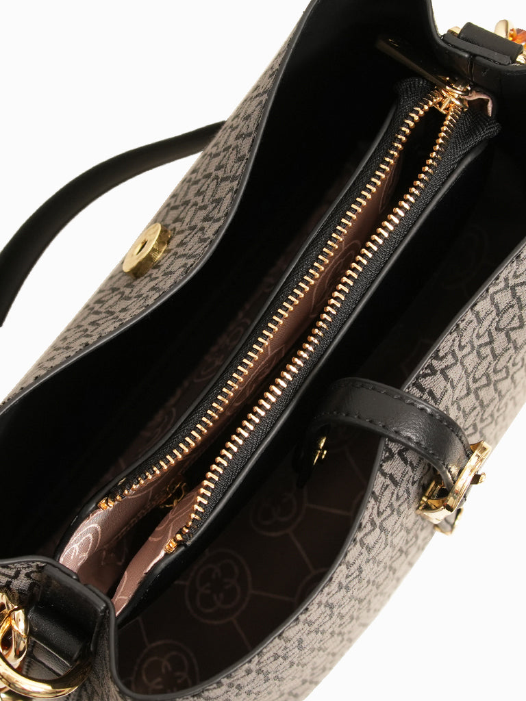 Cleofie Shoulder Bag