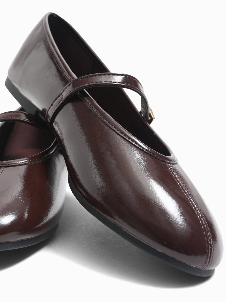 Cove Mary Jane Ballerinas