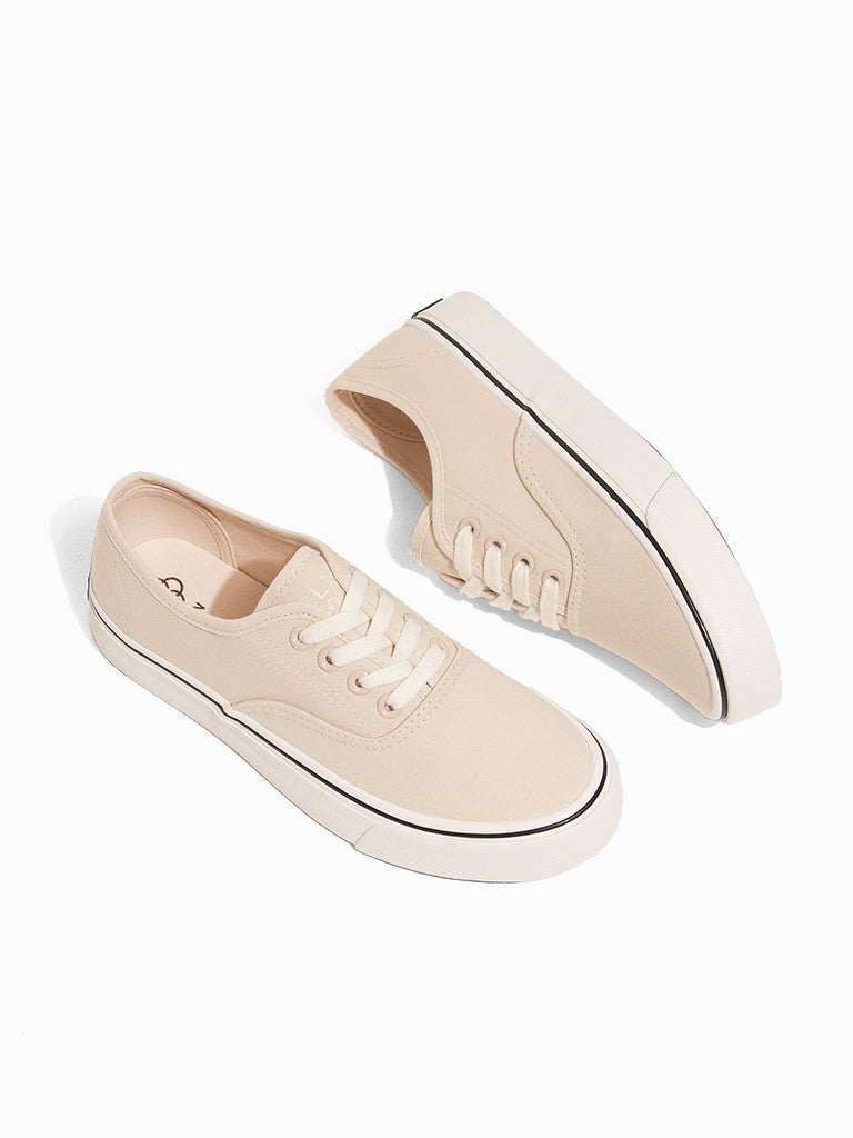 Crescent Lace up Sneakers