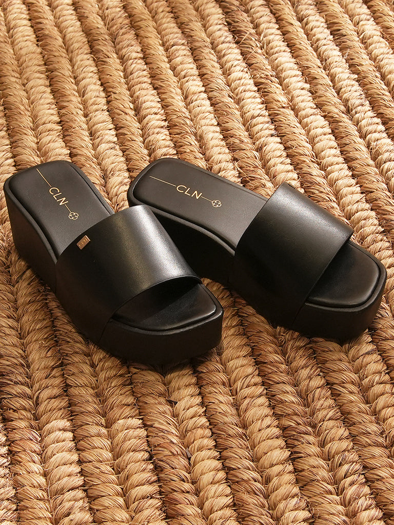 Cynara Wedge Slides