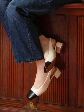 Daniella Pumps
