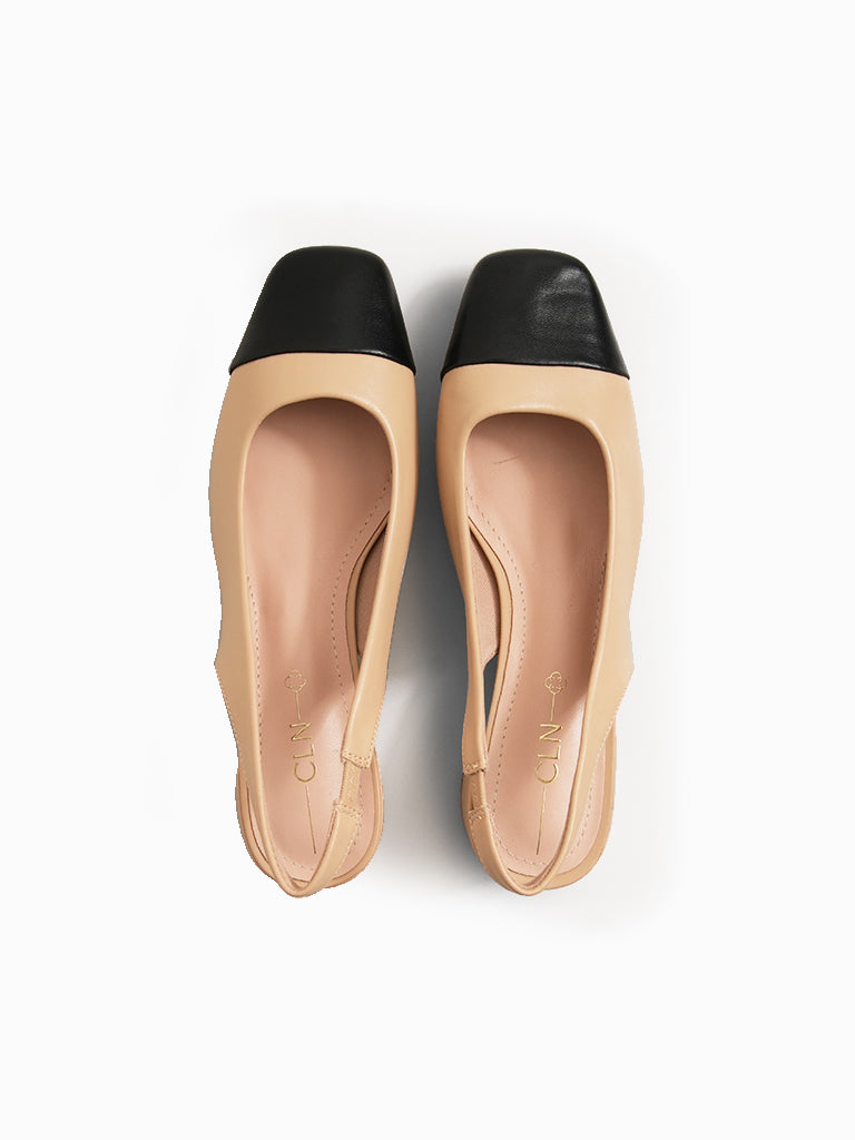 Daniella Pumps