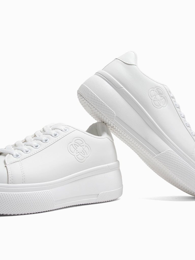 Dasha Lace-up Sneakers