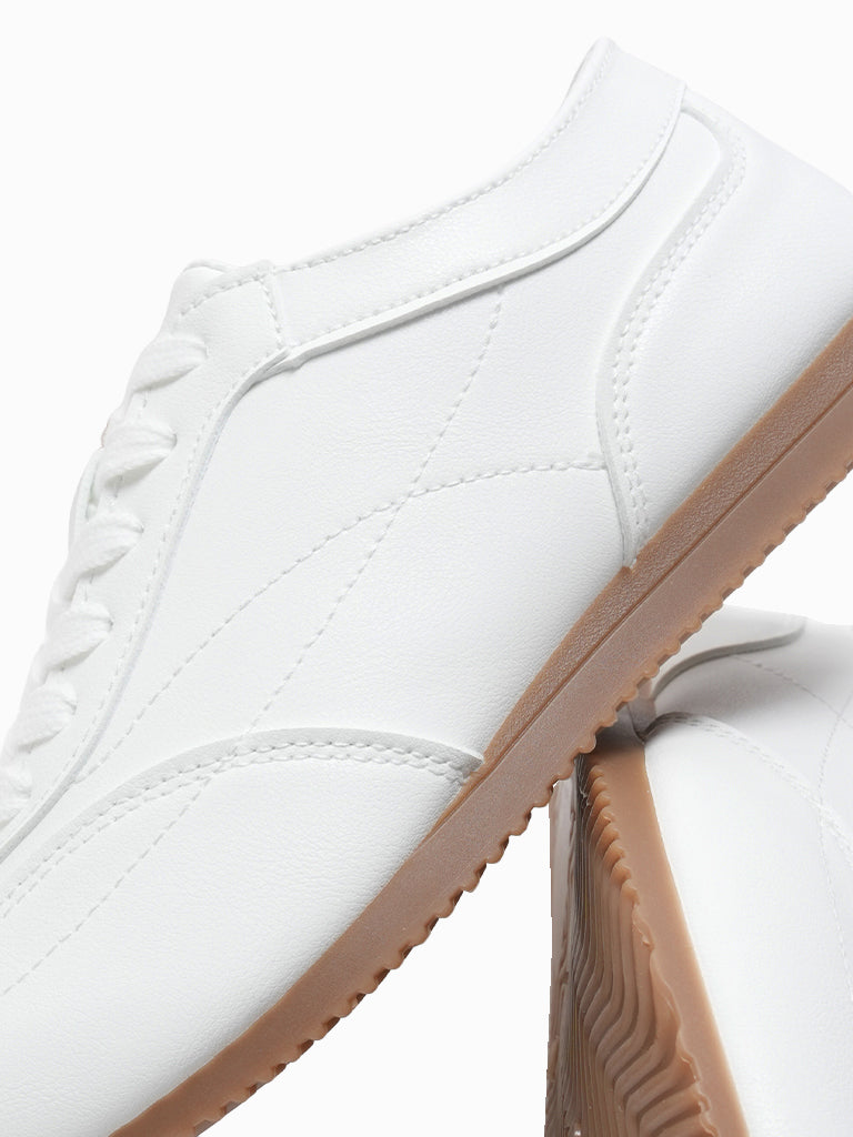 Deja Lace-up Sneakers
