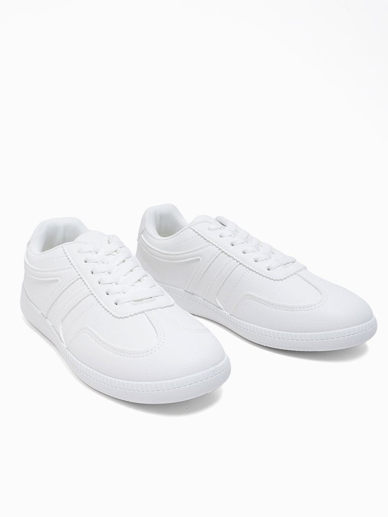 Devan Lace-up Sneakers