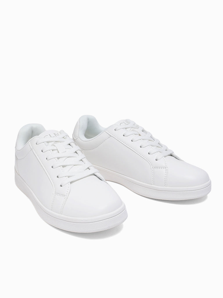 Devlin Lace-up Sneakers