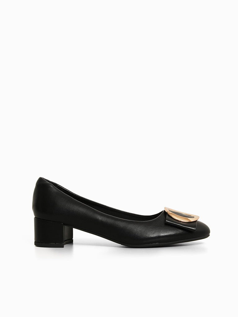 Diana Pumps
