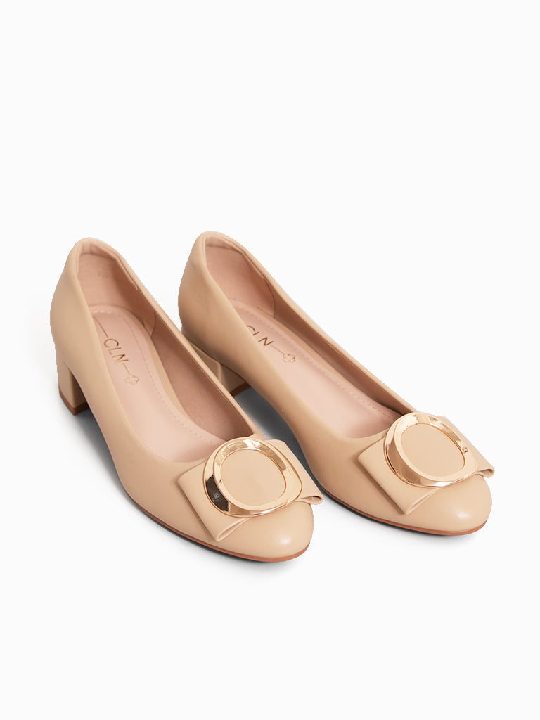 Diana Pumps
