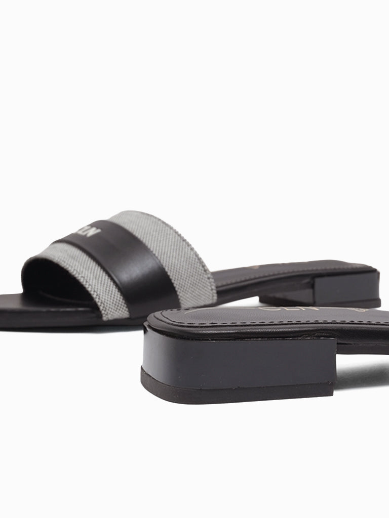 Dizzle Heeled Slides