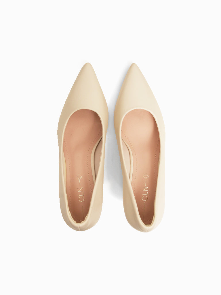 Dorothy Pumps