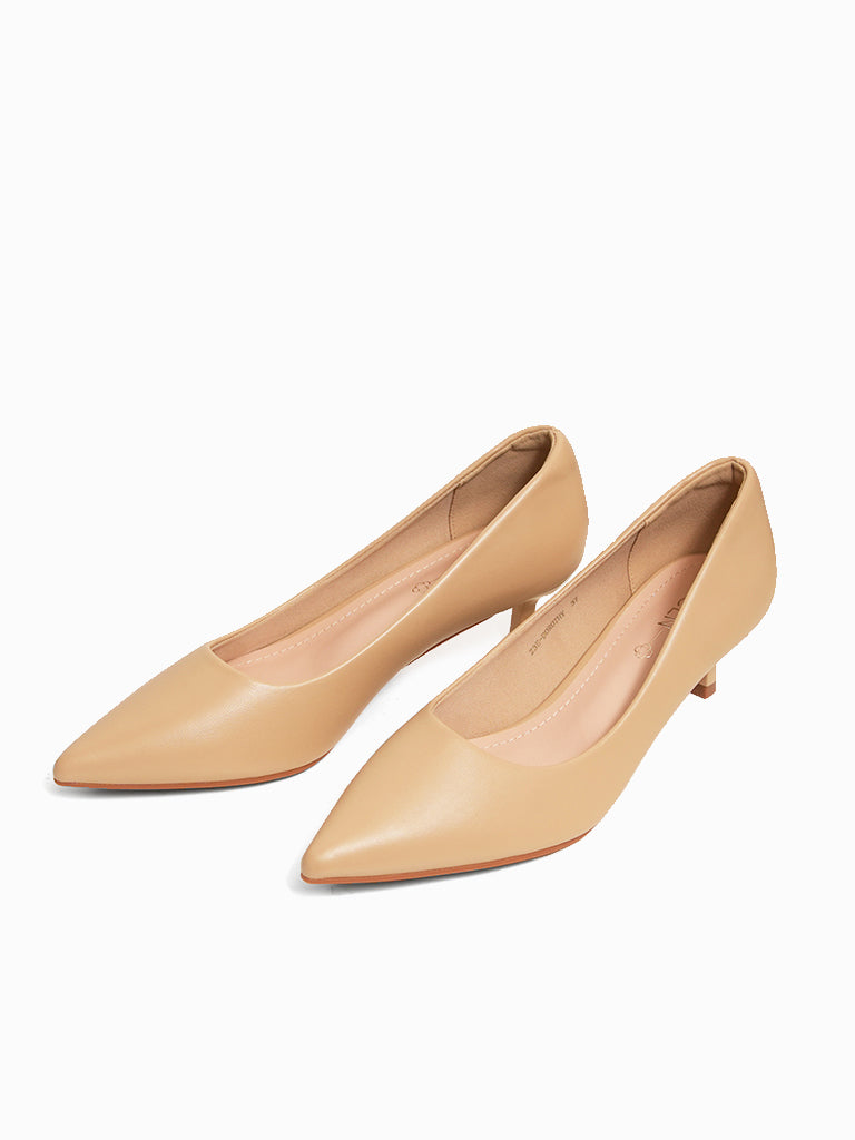 Dorothy Pumps