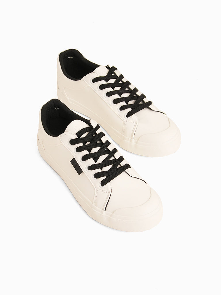 Dublin Lace up Sneakers