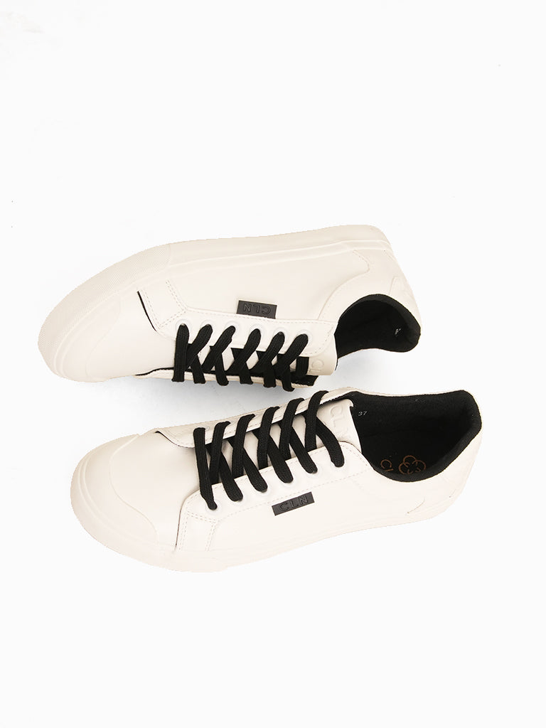 Dublin Lace up Sneakers