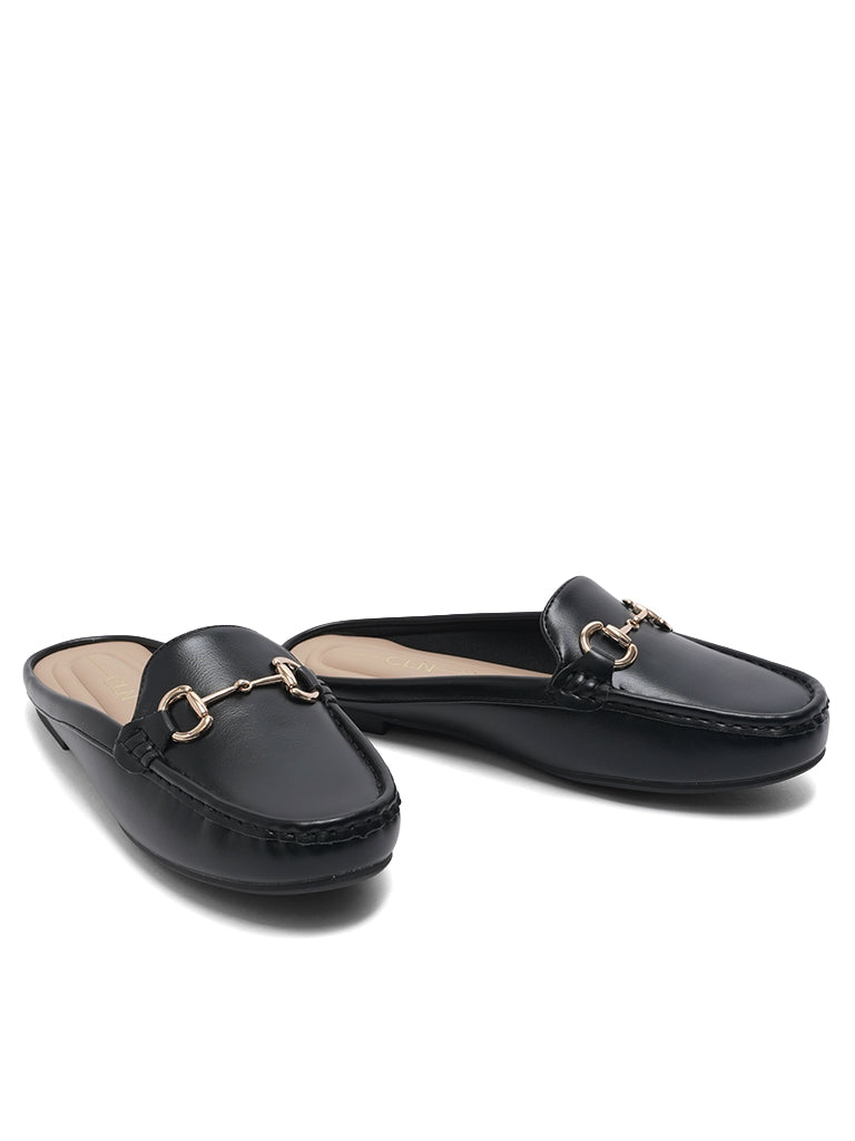 Dulcie Mules