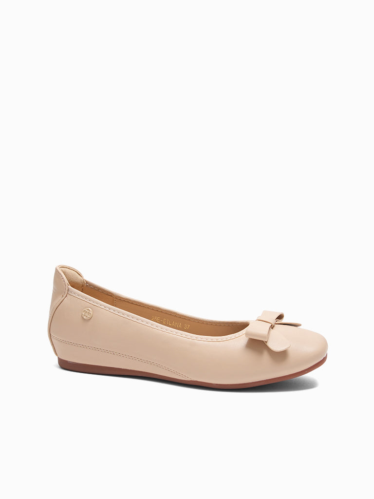 Eilana Wedge Pumps