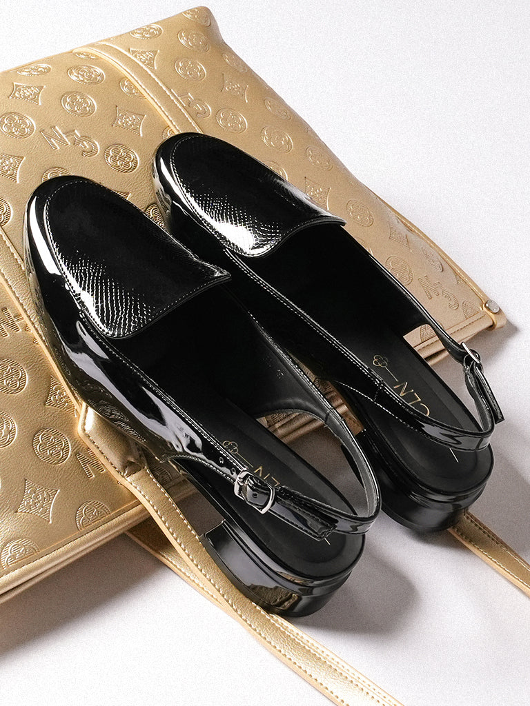 Elara Pumps