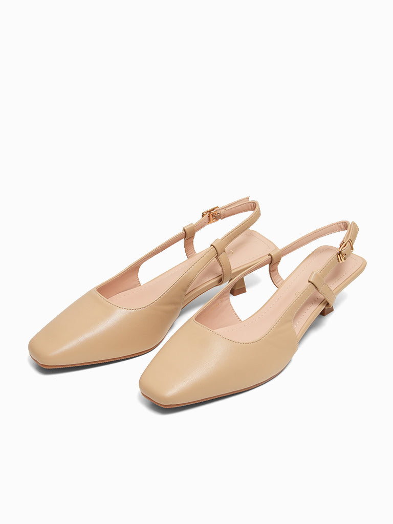 Elina Pumps