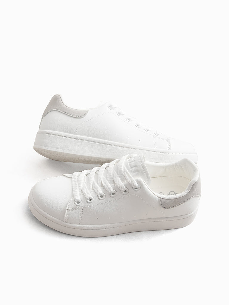 Gardena Lace up Sneakers