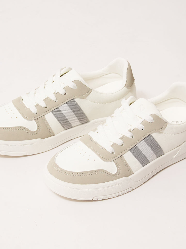 Hanoi Lace-up Sneakers