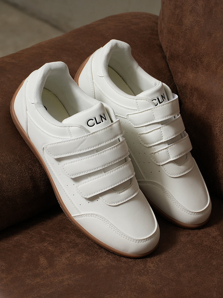 Issie Slip-on Sneakers