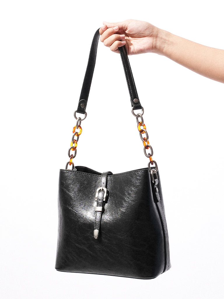 Jesanie Shoulder Bag