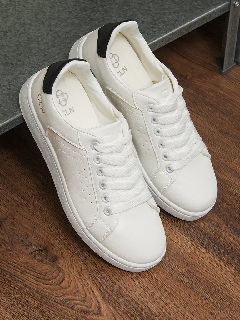 Kino Lace-up Sneakers